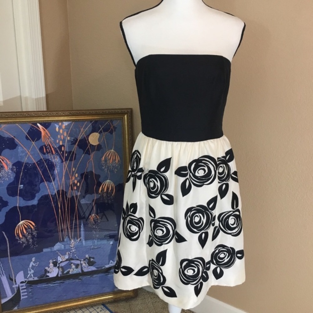 Tory Burch strapless floral dress black & white